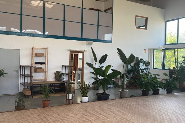 0440651D-D142-4AF0-8A07-85525F065D5A