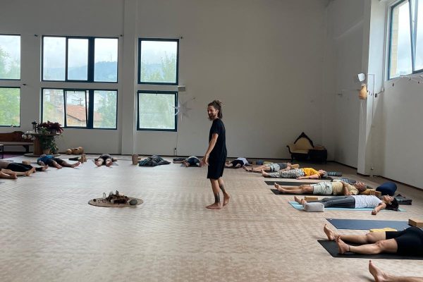 41f9e0a1-a3a7-4575-adec-109aea25691b